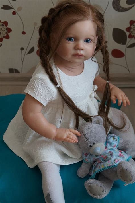 pin de ivy s interests en dolls stunning dolls