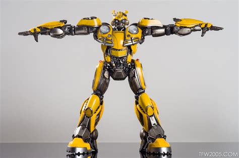dlx bumblebee  hand early  photo review transformers news