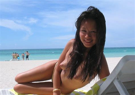 filipina nude beach girls