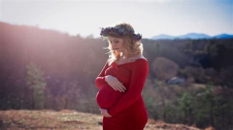 Wife Of Fallen Nc Soldier Shares Beautiful Maternity Shoot