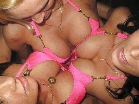 wonderful brunettes babes big boobs soft porn pictures xxx photos