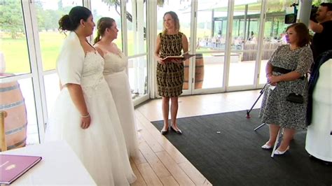 Moments After Midnight Australian Same Sex Couples Say I Do Abc7