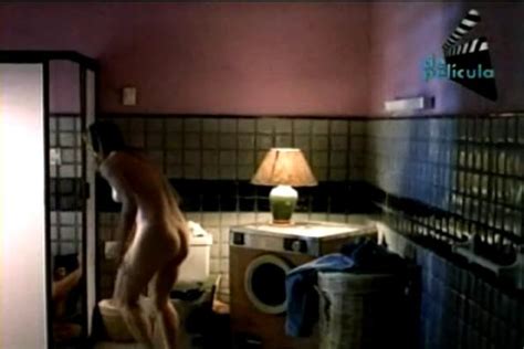 Naked Gabriela Roel In Intimidades De Un Cuarto De Baño