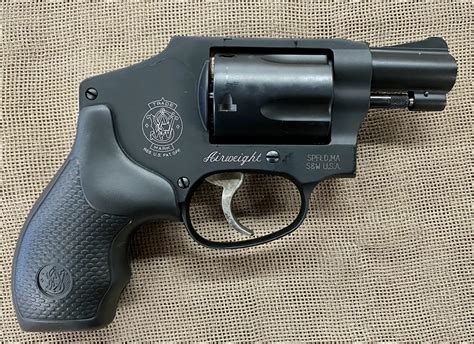 smith wesson  airweight spl  bbl black steel  polymer saddle rock armory