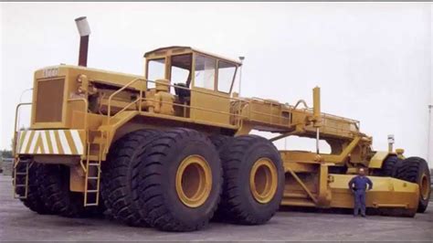 niveleuse caterpillar  heavy construction equipment heavy equipment construction machines