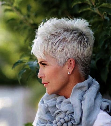 15 perfect short pixie hairstyles for older ladies
