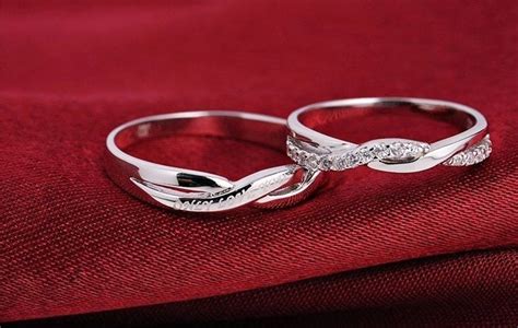 15 Unique Promise Rings Ideas For Couples – Designs That Will Make You