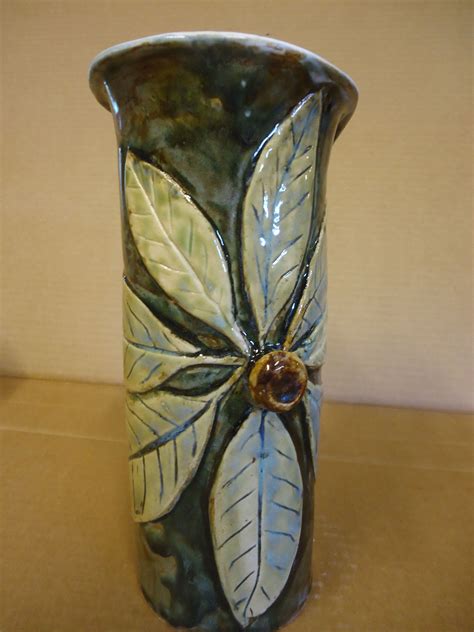 hand built magnolia vase michael macdonald beginner pottery hand