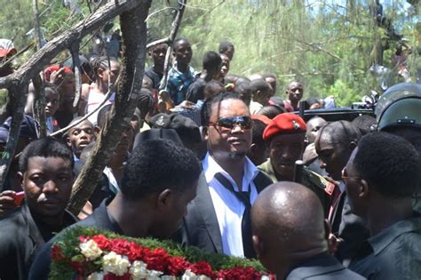 farewell kanumba  great    burial  kinondoni cemetery bongocom