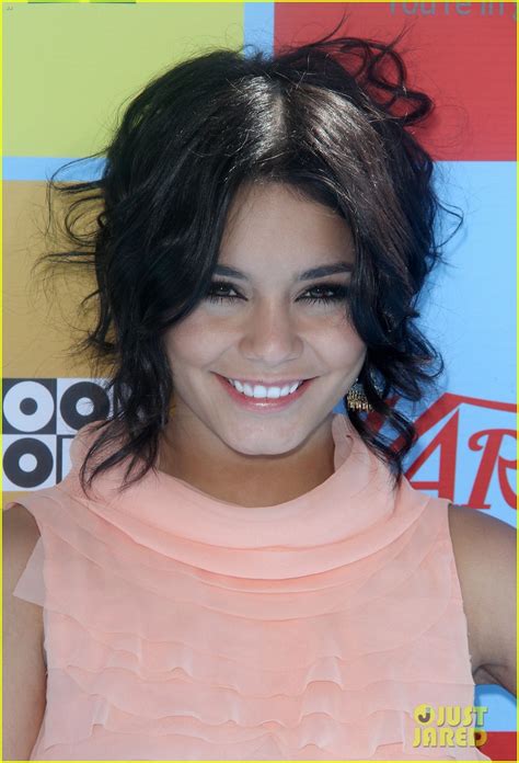 Vanessa Hudgens Sarah Hyland And Jordin Sparks Power Of Youth Honorees