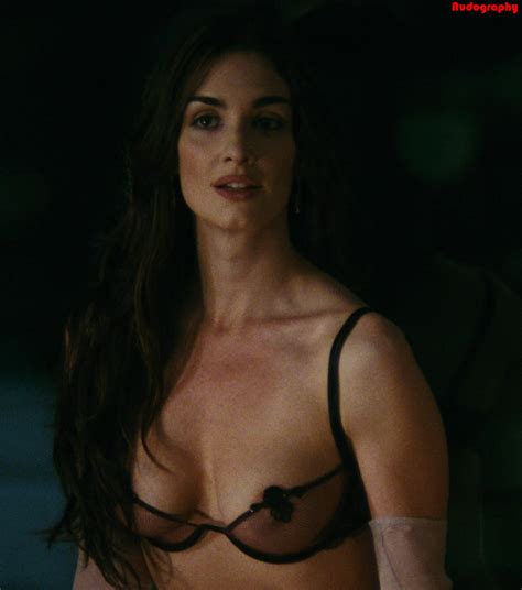 naked paz vega in the human contract