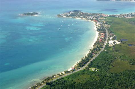 Negril Seven Mile Beach Harbor In Negril Jamaica Harbor Reviews