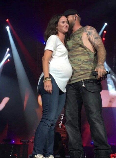 bg wife amber and her lil belly brantley gilbert nation brantley gilbert wife brantley