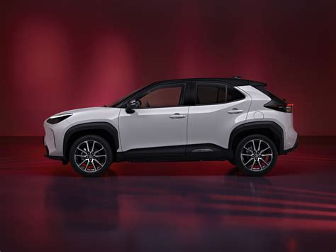 toyota yaris cross gr sport le crossover qui na  lair sportif