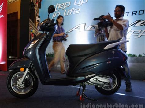 drum brakes honda activa  launched  rs