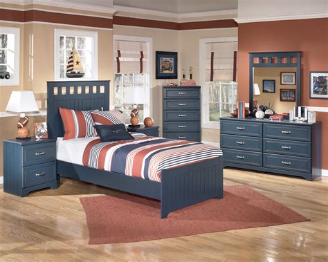 solid wood bedroom furniture  kids  tips   quality kid