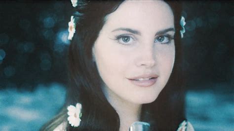 it looks like lana del rey has her own snapchat filter galore