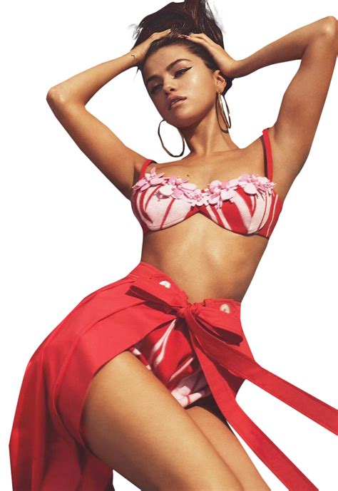 Sexy Selena Gomez In Short Clothes Png Image Purepng