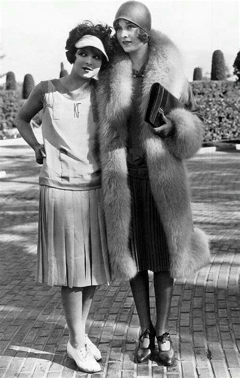 clara bow esther ralston 1927 1920s fashion fashion history