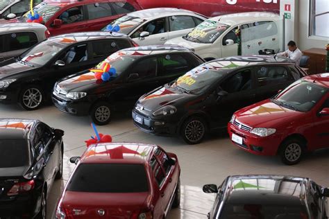 venda de carros seminovos  df foi  maior  de  km em  metropoles