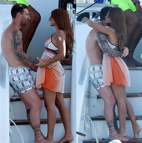 Lionel Messi And His Stunning Wife Antonella Roccuzzo Pack