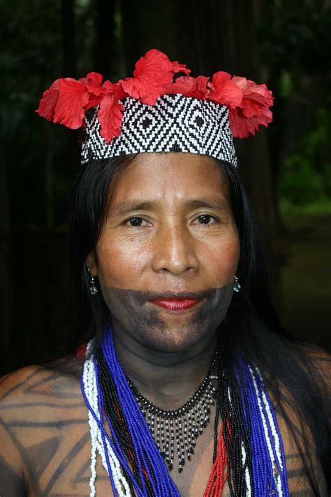 Embera Wounaan Lady In Sambú Panama 2008 Sensaos Flickr