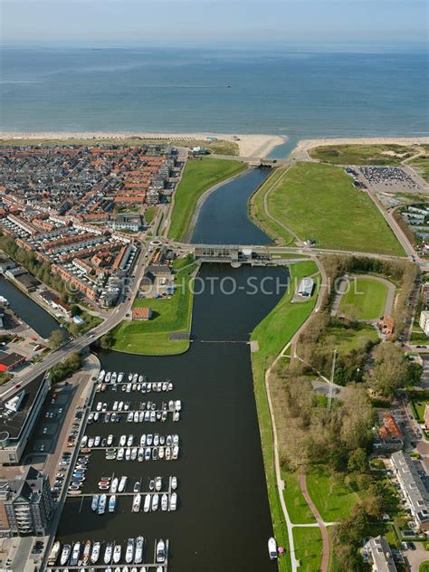 aerophotostock katwijk luchtfoto uitwateringskanaal berghaven en binnenwatering