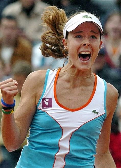 Alize Cornet French Tennis Player Sexy Pictures