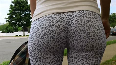 Perfect Round Ass In Lycra Printed Divine Butts Candid