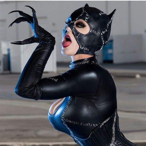 18 Sexiest Catwoman Cosplays That Will Blow Your Senses