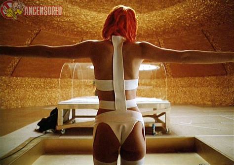 naked milla jovovich in the fifth element