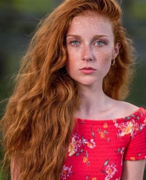 beaucoup freckles redheads redhead girl beautiful redhead red hair