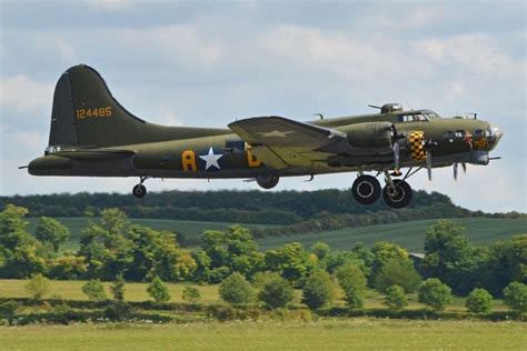 the first appearance of the flying fortress in film was a y1b 17 in the