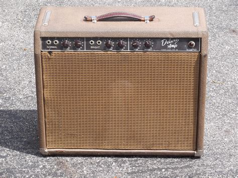 fender brownface deluxe fender guitar amps vintage guitar amps amplifier