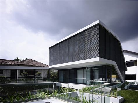 stunning contemporary home  singapore