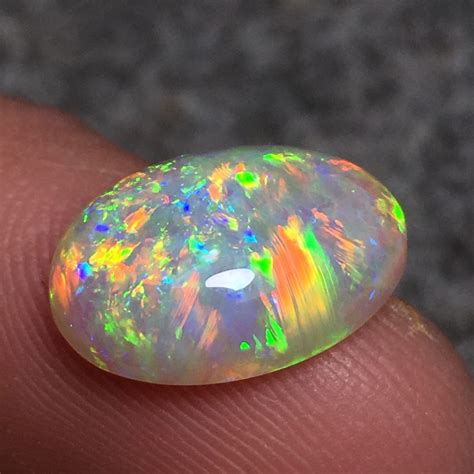 gorgeous ct lightning ridge crystal opal natural opals