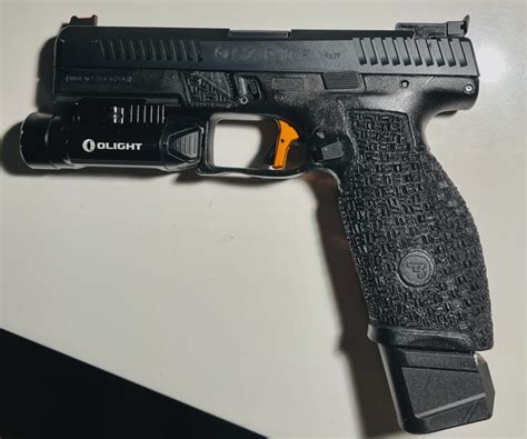 pistola ceska zbrojevka pf custom dodatna oprema
