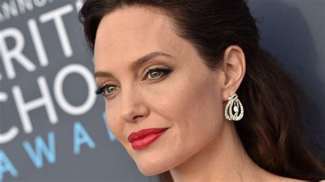 See Angelina Jolie In Curly Blonde Wig For Role In Come Away Allure
