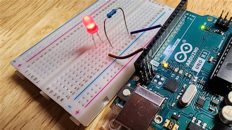 connect blink  led  arduino