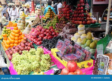 fruit market  kolkata editorial image image  city