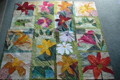 welsh quilts pieced flowers  vegetables quilts