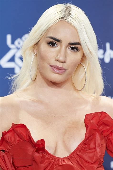 Lali Esposito Flaunts Her Sexy Figure At The Los40 Music Awards 13