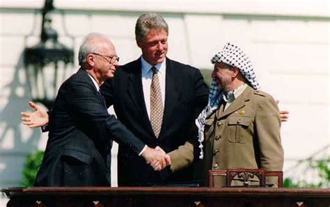 september   israel   plo sign  oslo accords  nation
