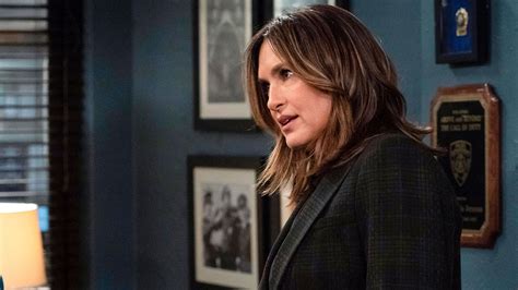 watch law and order special victims unit highlight benson can t