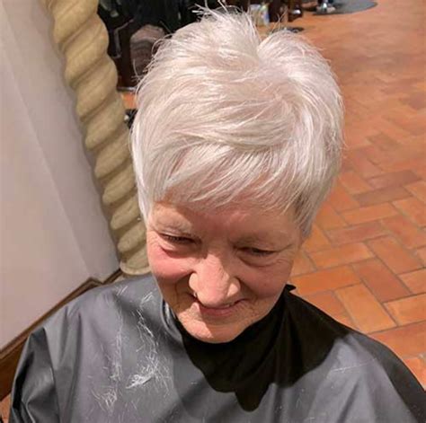 Women Over 60 Hairstyles Short Hair Over 60 Cool Hairstyles Trendy