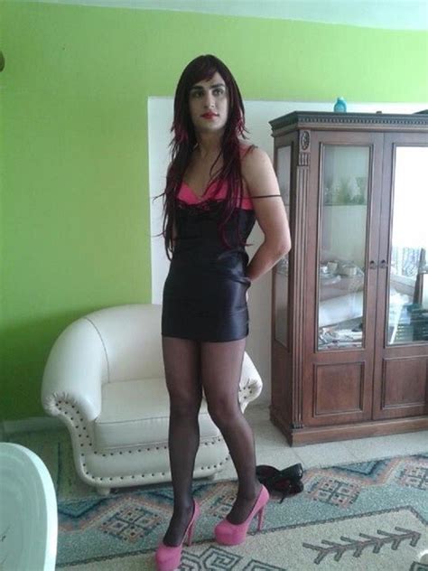 Beautiful Crossdressers Pt1 Photo 31