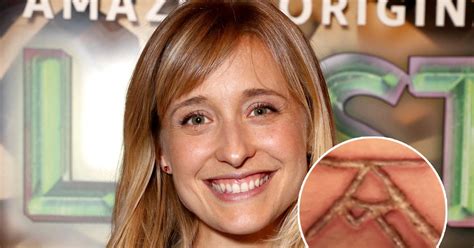 5 things you need to know about smallville star allison mack s alleged sex trafficking cult
