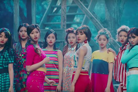 twice make intergalactic comeback with signal watch the music video