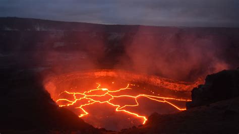 volcanic lava lake reveals  secrets  earthquake songs