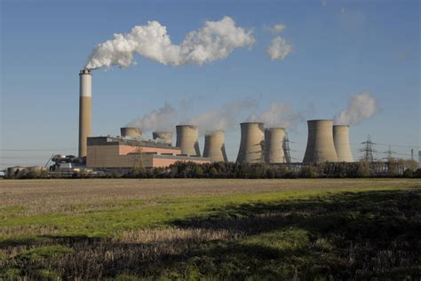 uk coal fired power stations   operating   nears
